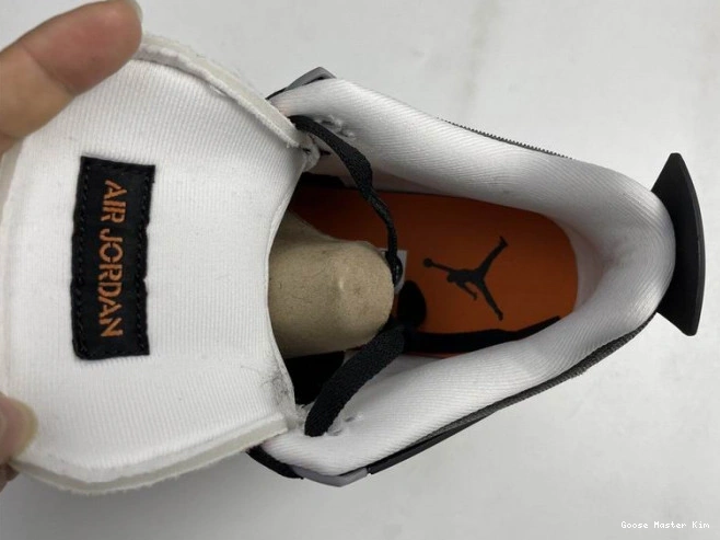 4 (W) CW7183-100 Retro Air Jordan Starfish 0711